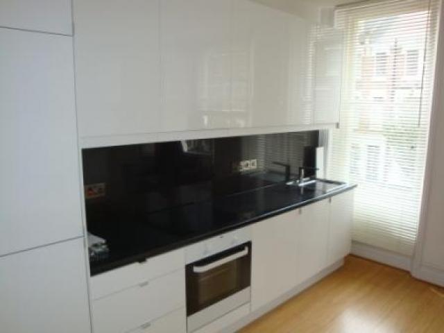 			NEW INSTRUCTION, 1 Bedroom, 1 bath, 1 reception Flat			 Portnall Road, MAIDA VALE/QUEENS PARK